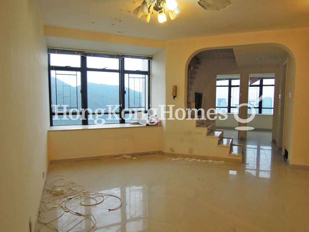 Living and Dining Room