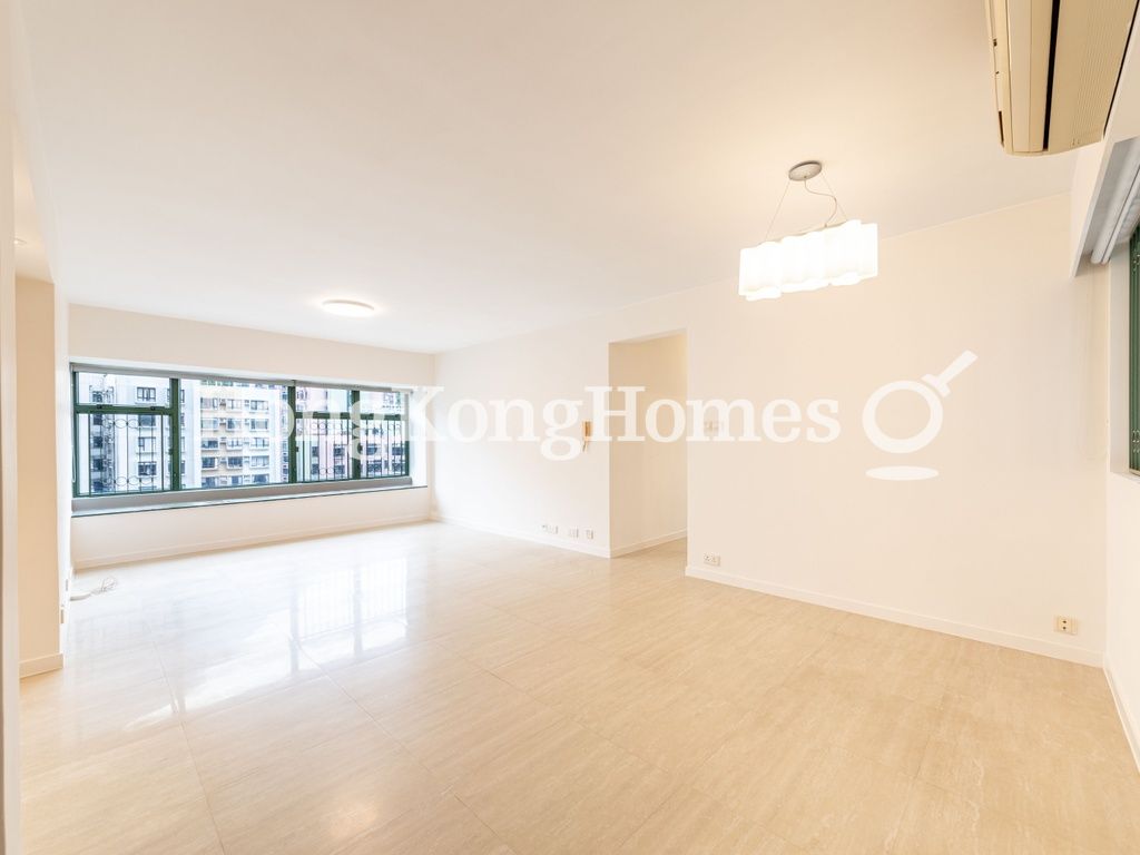 Living and Dining Room