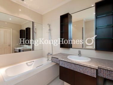 Second Ensuite Bathroom