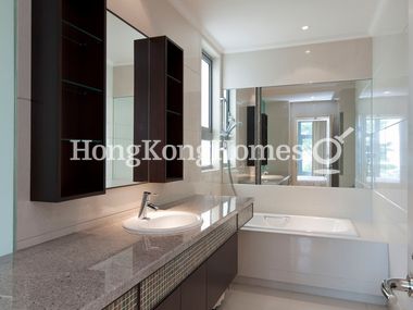 Third Ensuite Bathroom