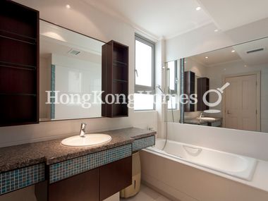 Fourth Ensuite Bathroom