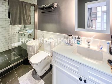 Second Ensuite Bathroom