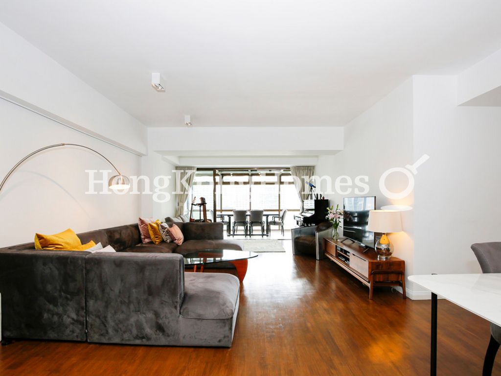 Living and Dining Room