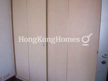 Built-in Wardrobe in Master Bedroom