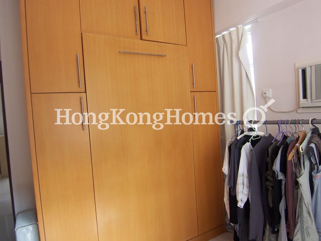 Built-in Wardrobe in Third Bedroom