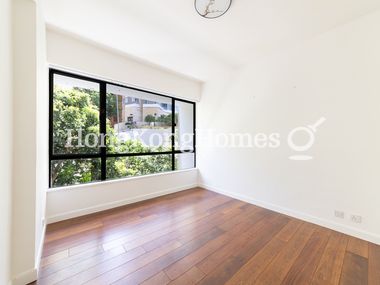 Second Ensuite Bedroom