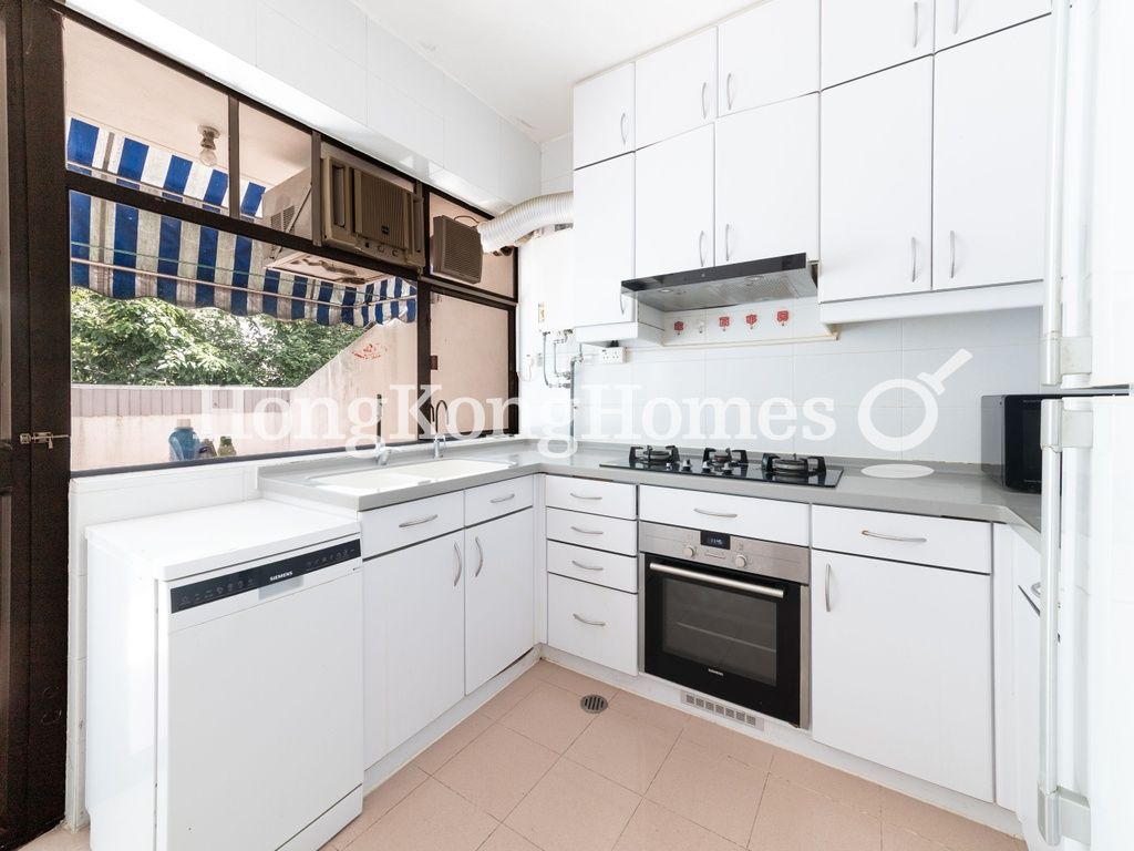 Kitchen and Private Terrace