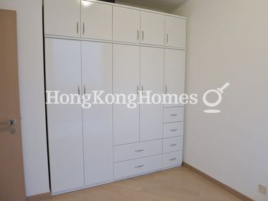 Built-in Wardrobe in Master Bedroom