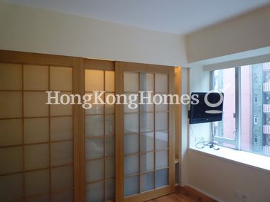 Built-in Wardrobe in Master Bedroom