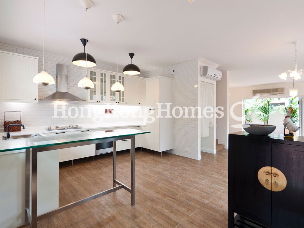 Open Kitchen and Foyer