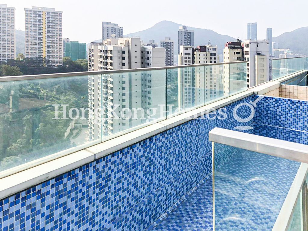 Private Swimming Pool on Roof Terrace