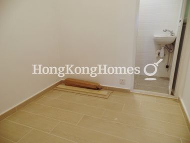 Maid's Room with Bathroom