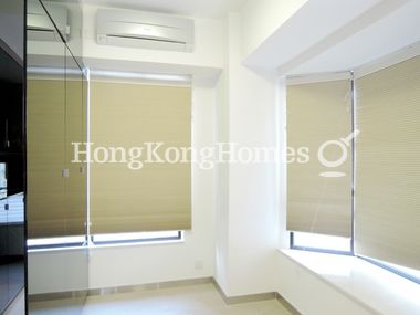 Built-in Wardrobe in Master Bedroom