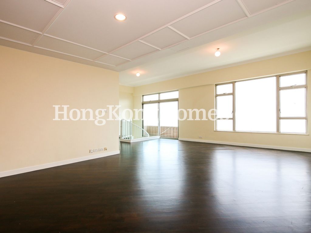 Living and Dining Room